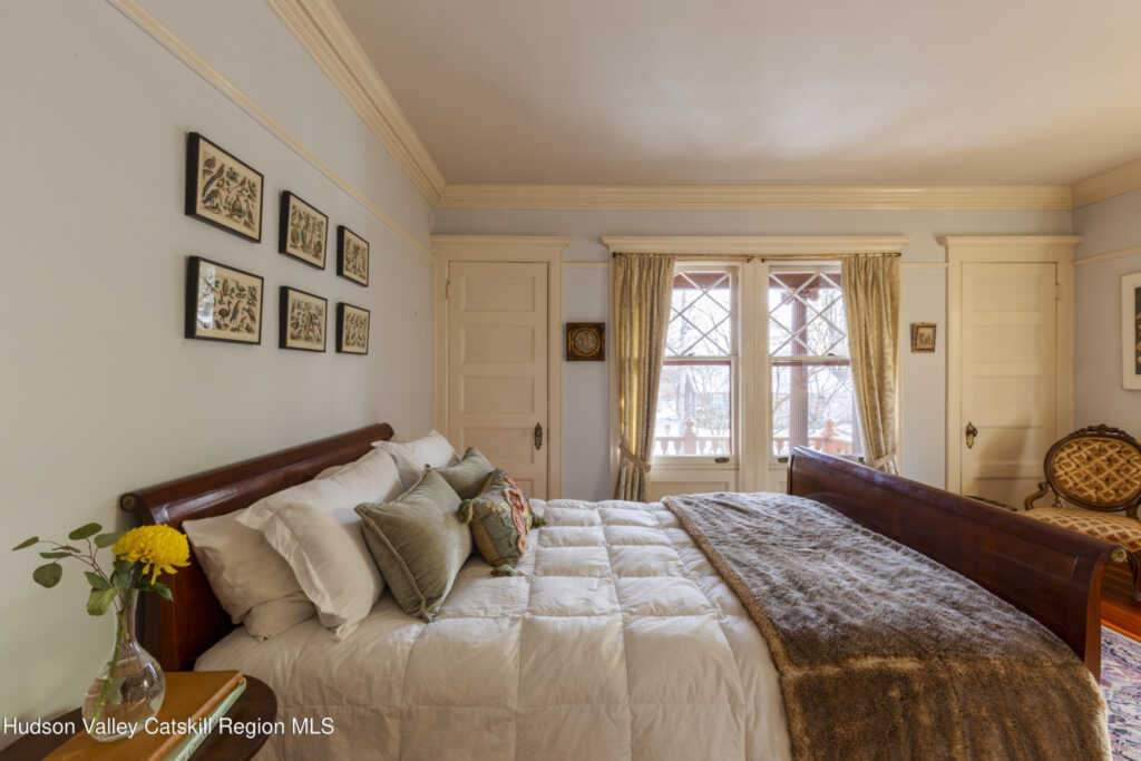 77 Chestnut Street, Kingston, NY 12401 - Photo 33 of 50