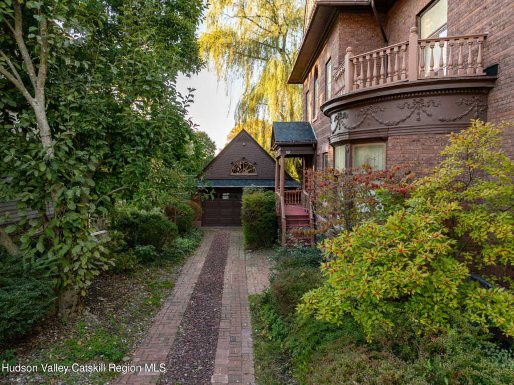 77 Chestnut Street, Kingston, NY 12401 - Photo 45 of 50