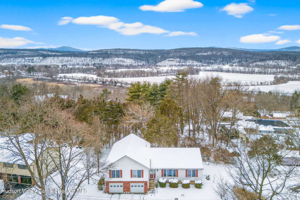 162 Hilltop Drive, Hurley, NY 12443 - Photo 3 of 28