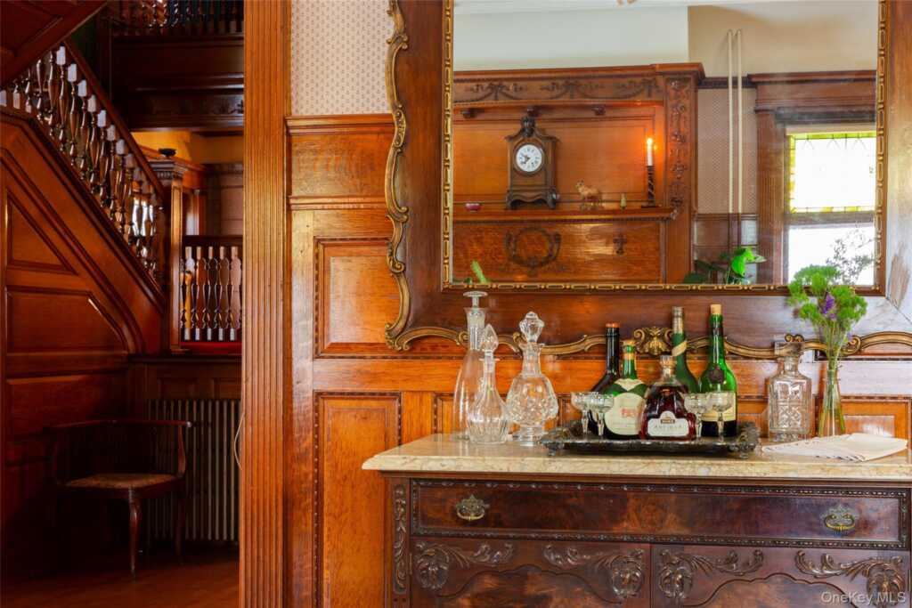 77 W Chestnut Street, Kingston, NY 12401 - Photo 15 of 50