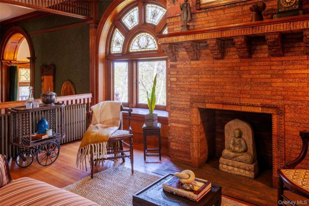 77 W Chestnut Street, Kingston, NY 12401 - Photo 31 of 50