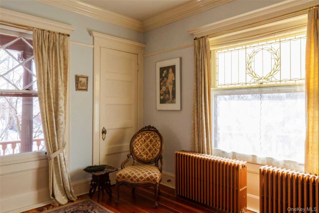 77 W Chestnut Street, Kingston, NY 12401 - Photo 35 of 50