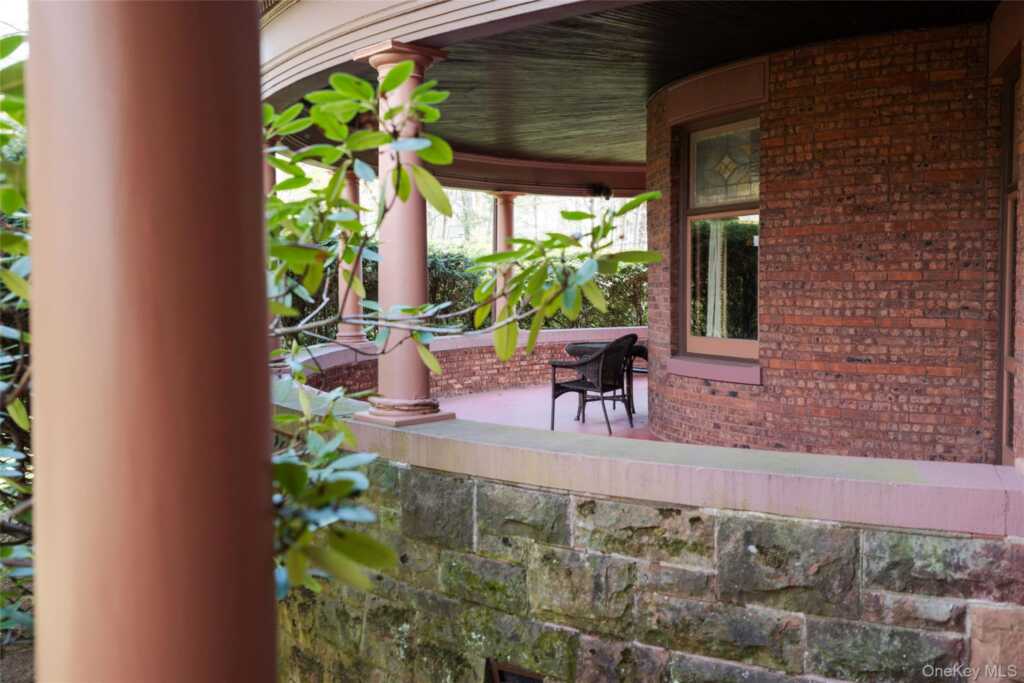 77 W Chestnut Street, Kingston, NY 12401 - Photo 48 of 50