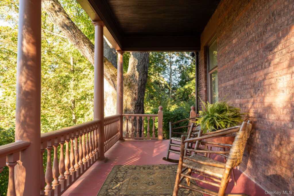 77 W Chestnut Street, Kingston, NY 12401 - Photo 49 of 50