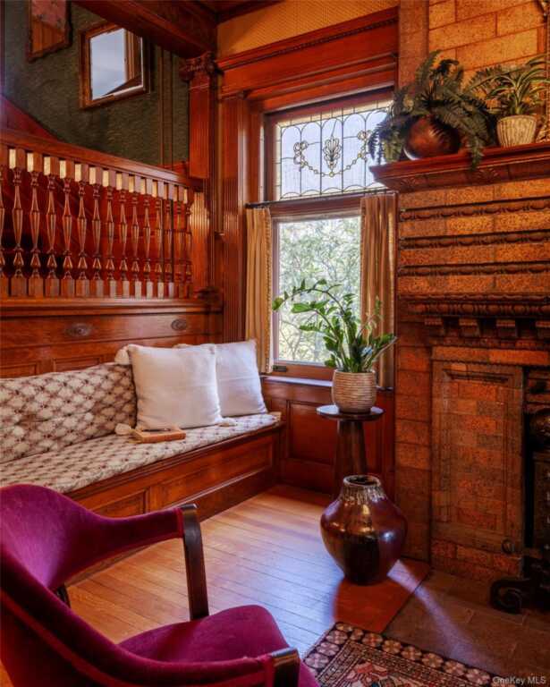 77 W Chestnut Street, Kingston, NY 12401 - Photo 9 of 50