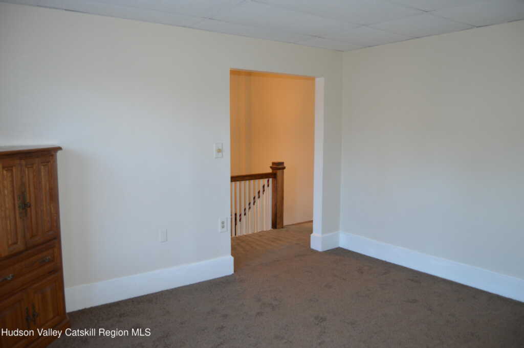 86 Ulster Avenue, Unit #B, Saugerties, NY 12477 - Photo 9 of 14