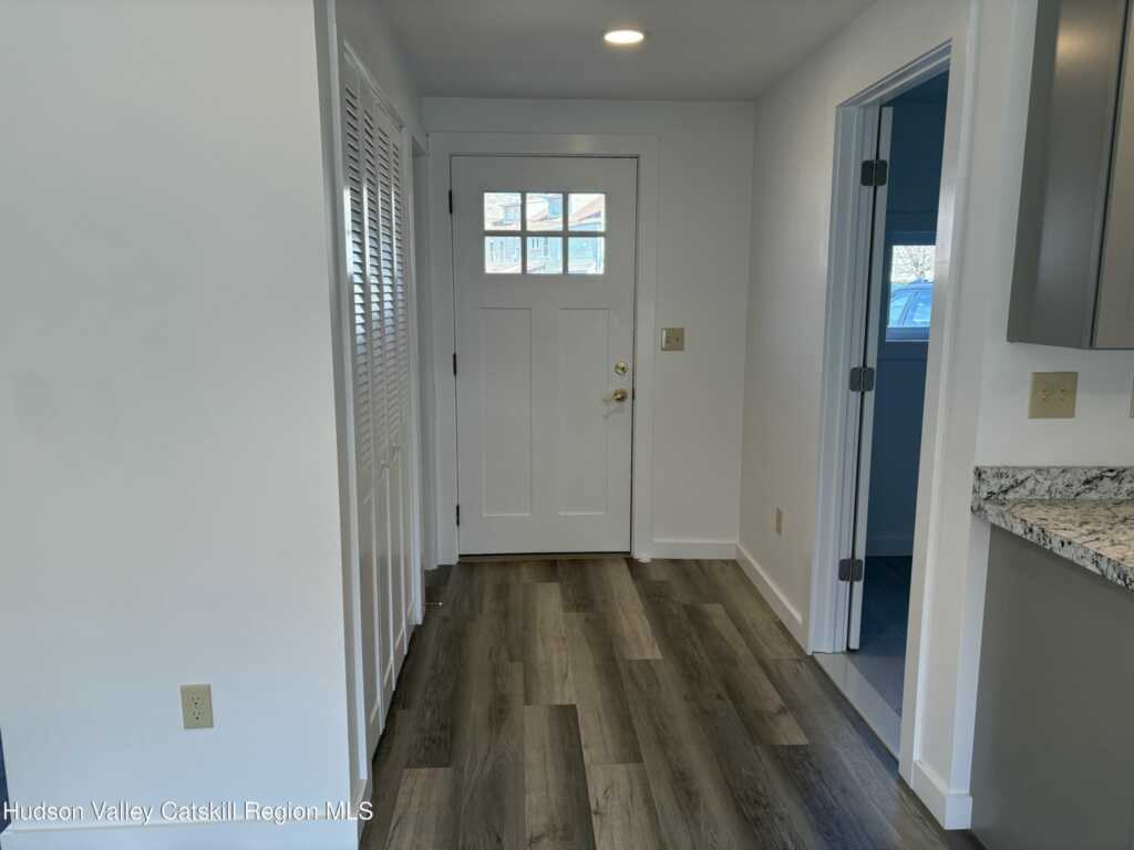 18 Market Street, Unit #1, Saugerties, NY 12477 - Photo 7 of 9