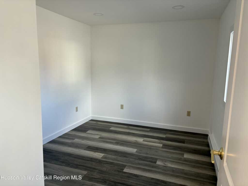 18 Market Street, Unit #1, Saugerties, NY 12477 - Photo 9 of 9