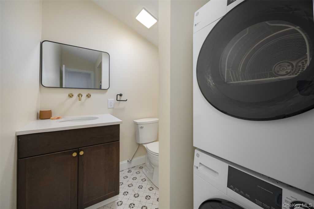 534-536 River Road, Rhinebeck, NY 12572 - Photo 16 of 37