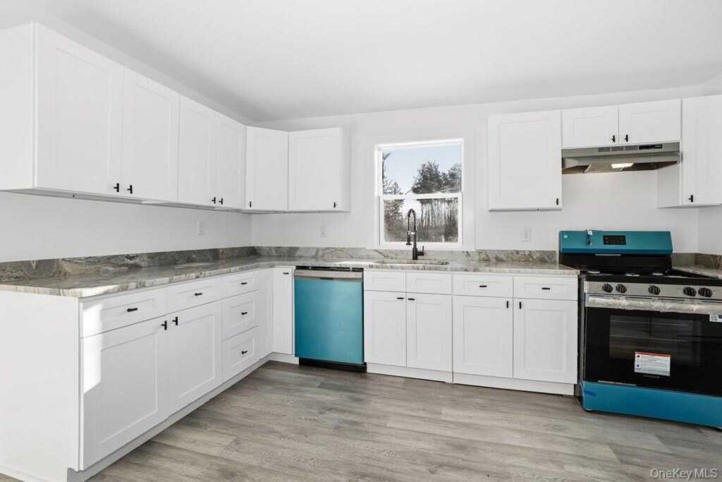 1159 Main Street, Saugerties, NY 12453 - Photo 11 of 20