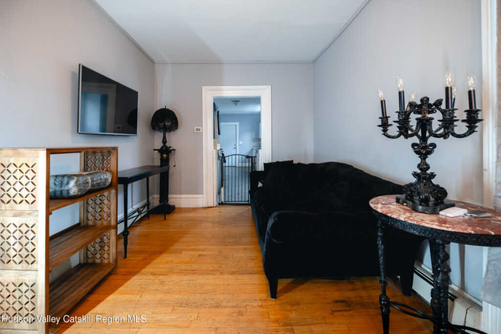 109 Franklin Street, Kingston, NY 12401 - Photo 11 of 30