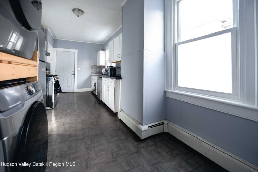 109 Franklin Street, Kingston, NY 12401 - Photo 15 of 30