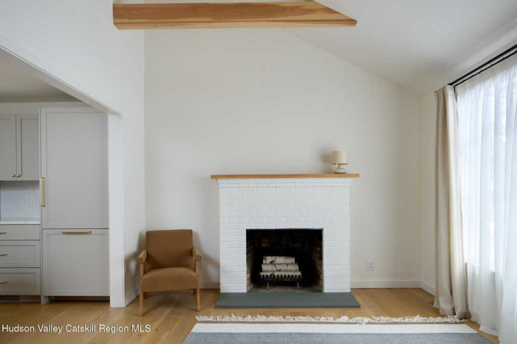 25 John Street, New Paltz, NY 12561 - Photo 2 of 31