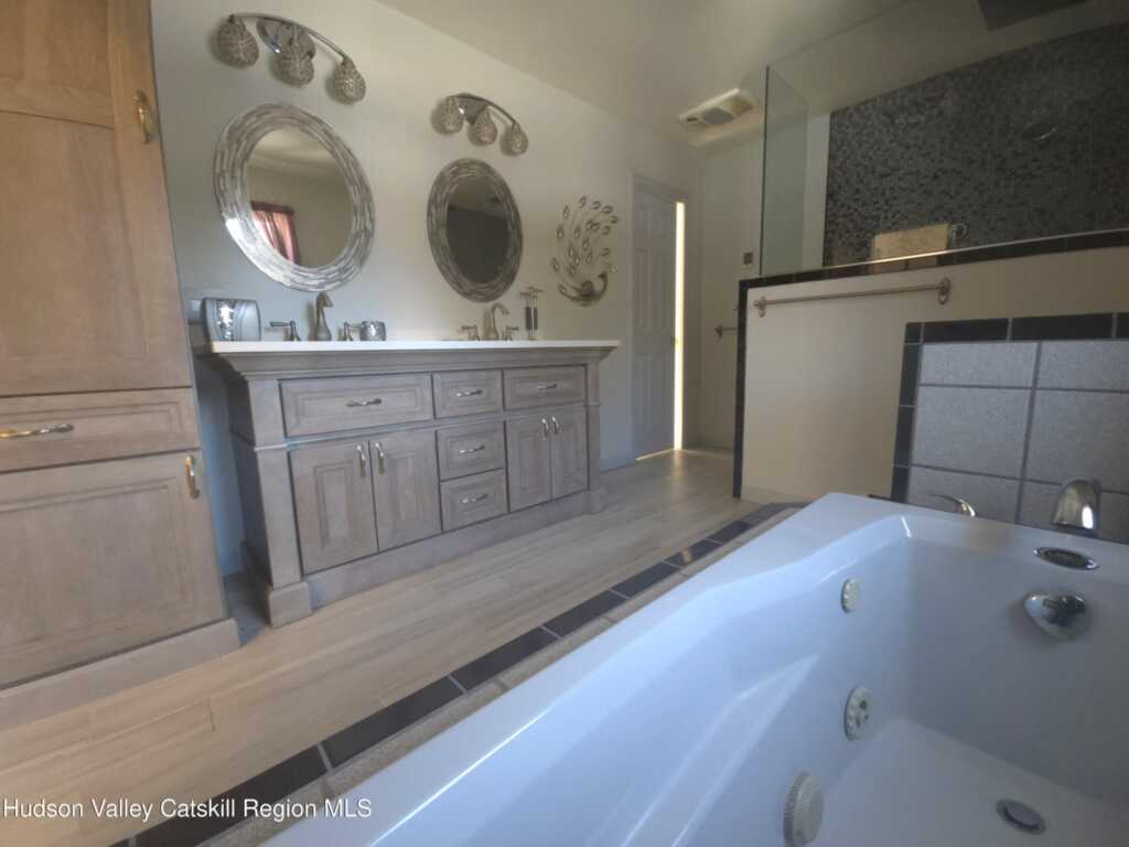 845 Lucas Avenue Extension, Hurley, NY 12443 - Photo 20 of 48