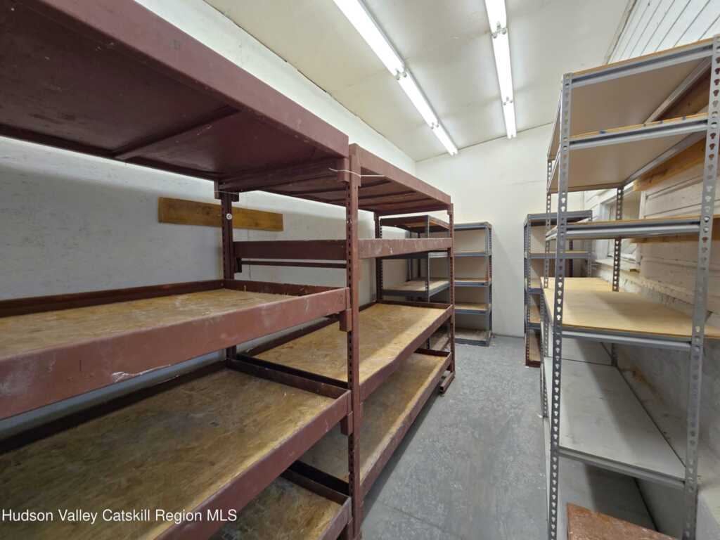 845 Lucas Avenue Extension, Hurley, NY 12443 - Photo 31 of 48