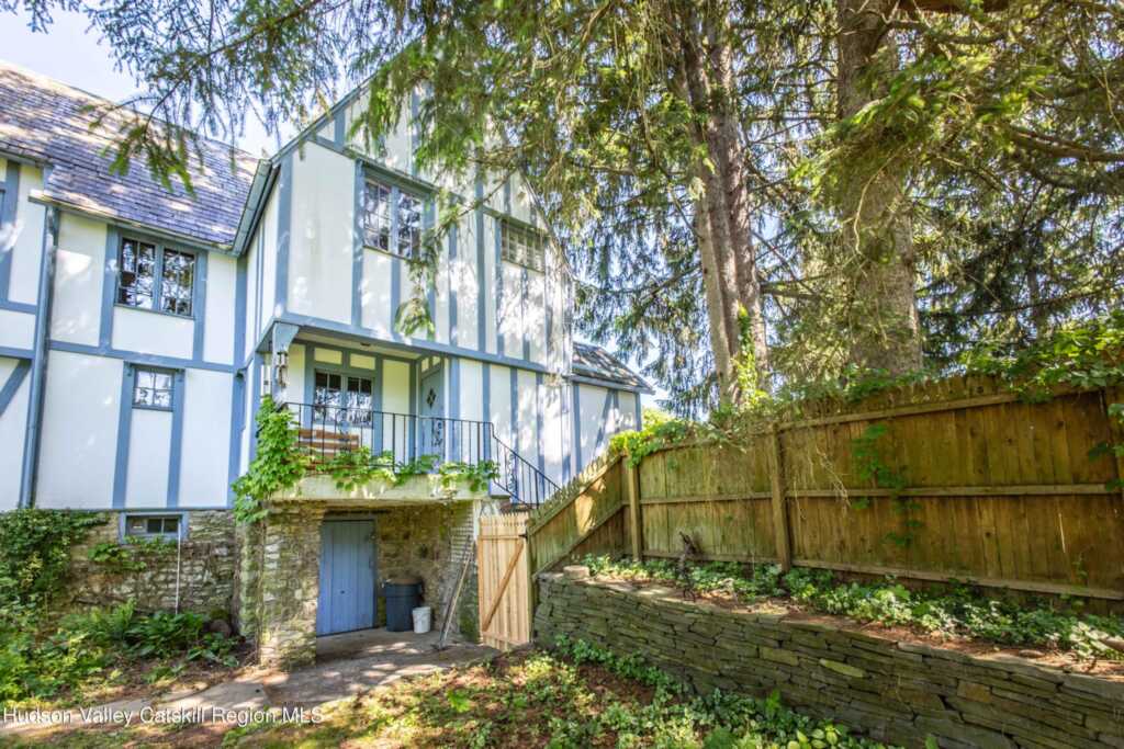 2 Malden Ave Avenue, Saugerties, NY 12477 - Photo 12 of 50