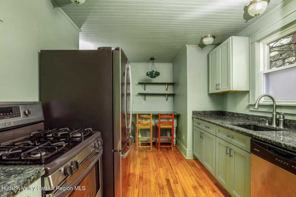 87 Wilson Avenue Avenue, Kingston, NY 12401 - Photo 9 of 20