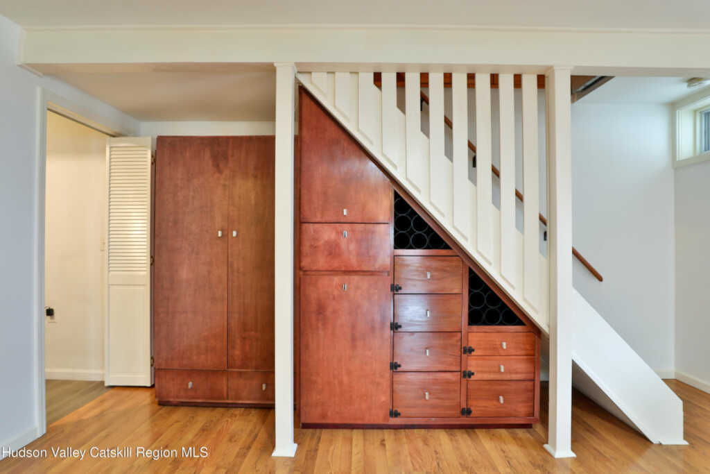 241 Third Avenue, Kingston, NY 12401 - Photo 18 of 43