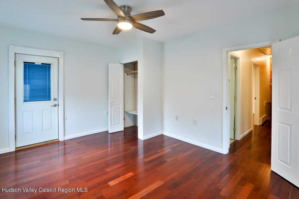 241 Third Avenue, Kingston, NY 12401 - Photo 25 of 43