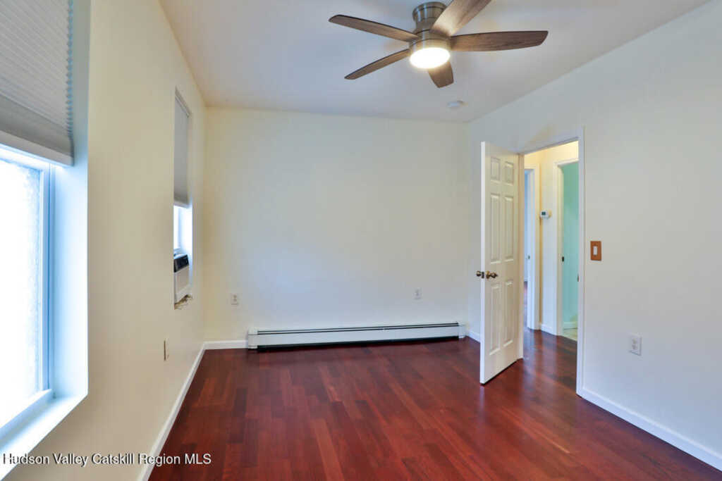 241 Third Avenue, Kingston, NY 12401 - Photo 32 of 43