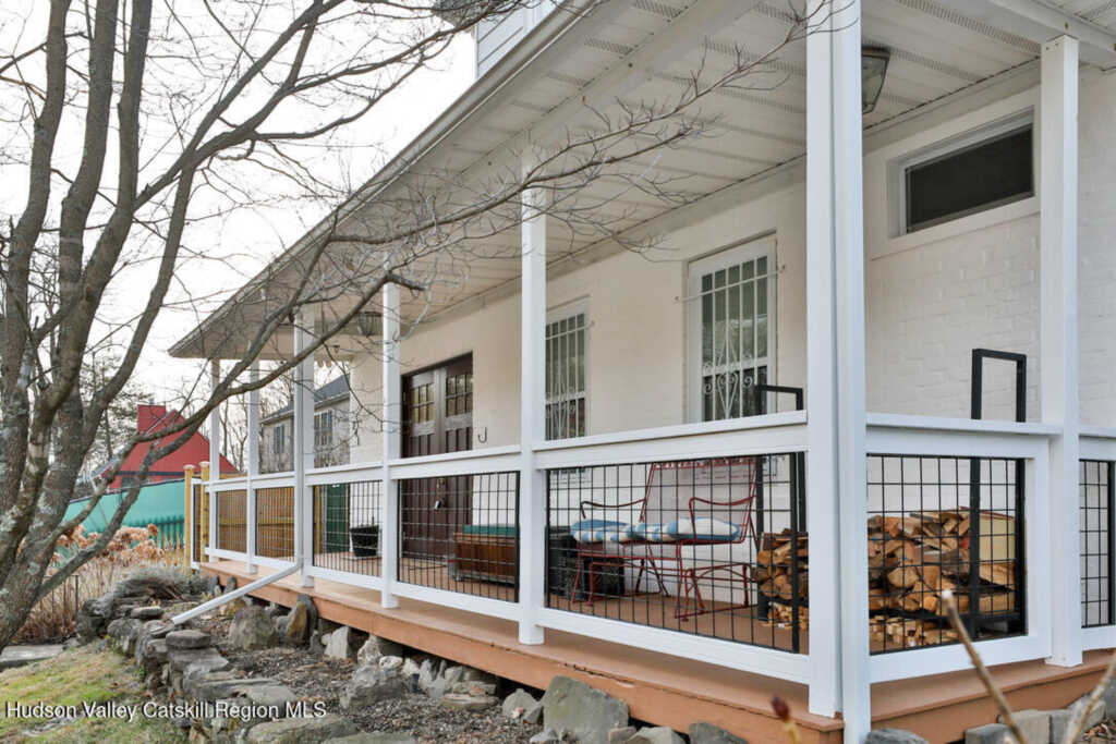 241 Third Avenue, Kingston, NY 12401 - Photo 8 of 43