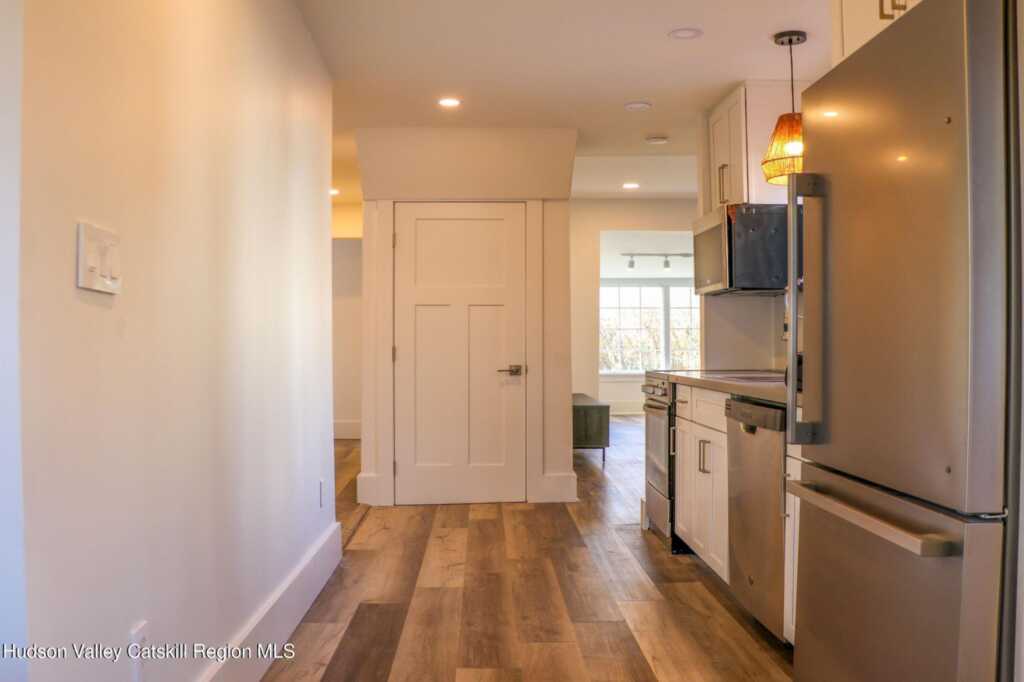 18 Rock City Road, Unit #B, Woodstock, NY 12498 - Photo 3 of 10