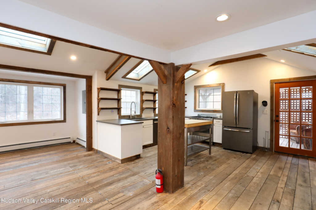 683 Woodland Valley Road, Phoenicia, NY 12464 - Photo 11 of 30