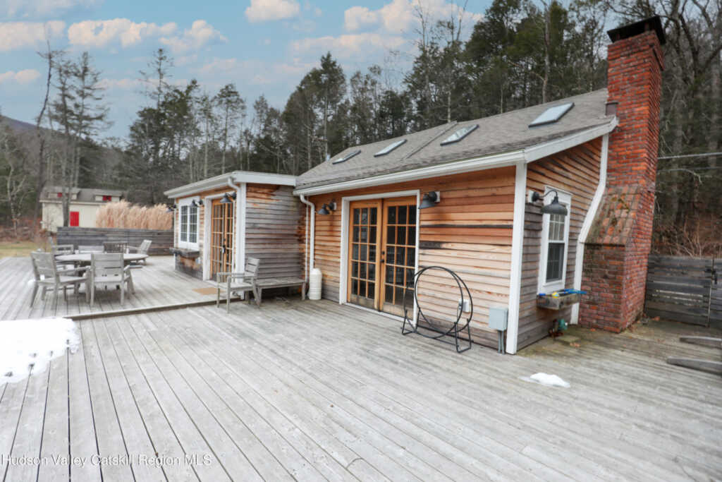 683 Woodland Valley Road, Phoenicia, NY 12464 - Photo 9 of 30