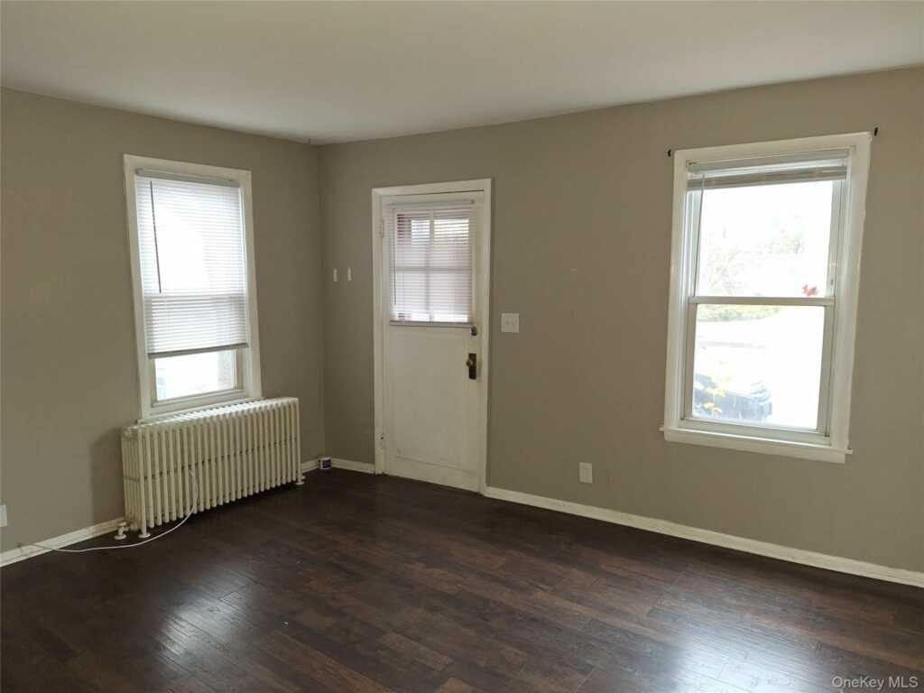 343 Washington Avenue, Unit #1, Kingston, NY 12401 - Photo 3 of 8