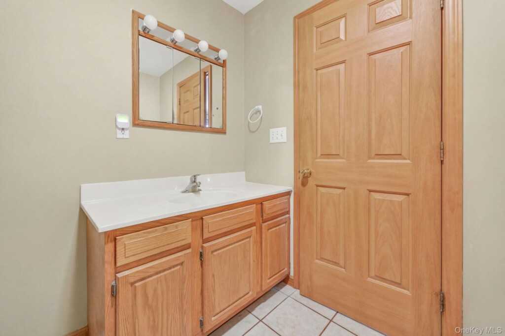 162 Hilltop Drive, Hurley, NY 12443 - Photo 21 of 28