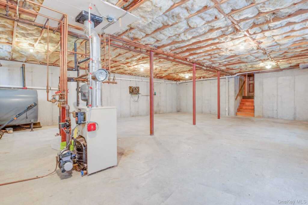 162 Hilltop Drive, Hurley, NY 12443 - Photo 25 of 28