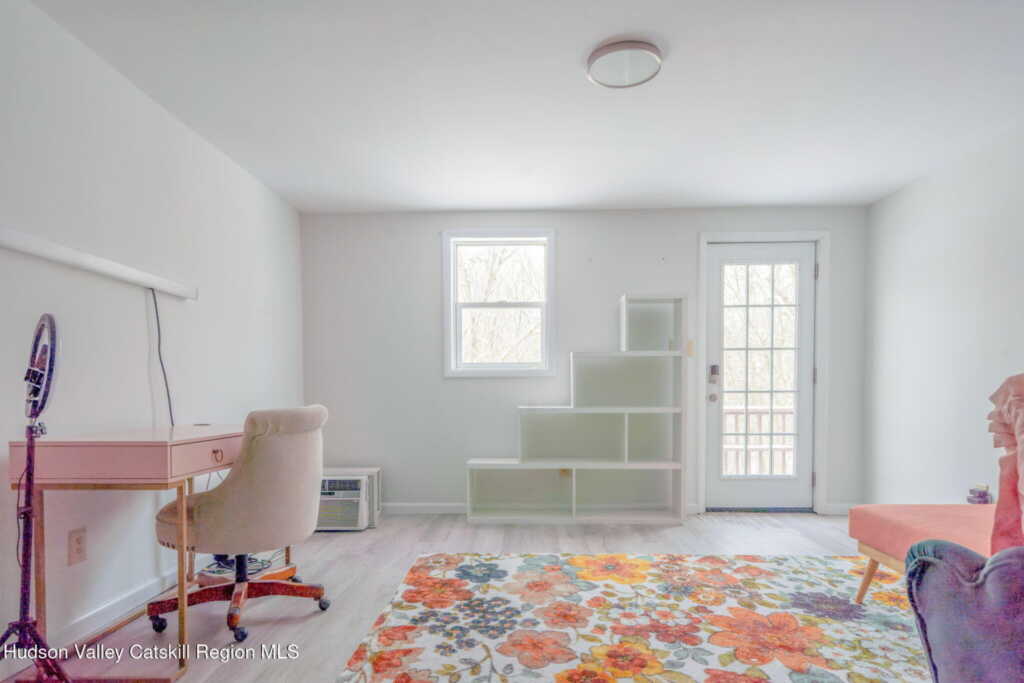 53 Stay Road, Unit #Apt, Saugerties, NY 12477 - Photo 3 of 9