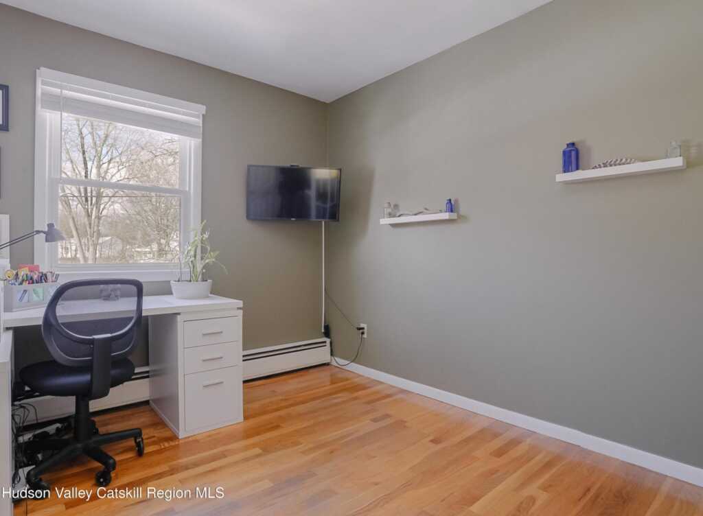 26 Birchwood Drive, Rhinebeck, NY 12572 - Photo 14 of 24