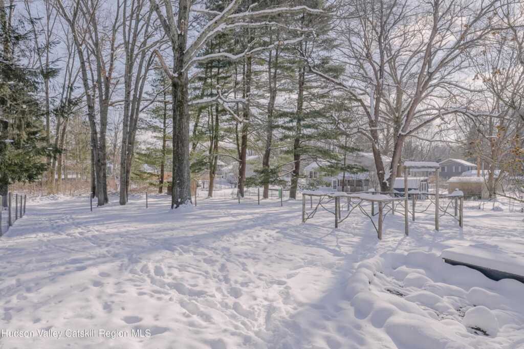 26 Birchwood Drive, Rhinebeck, NY 12572 - Photo 21 of 24