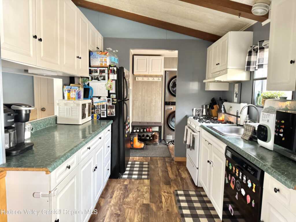 30 Spruce Lane, Saugerties, NY 12477 - Photo 16 of 34