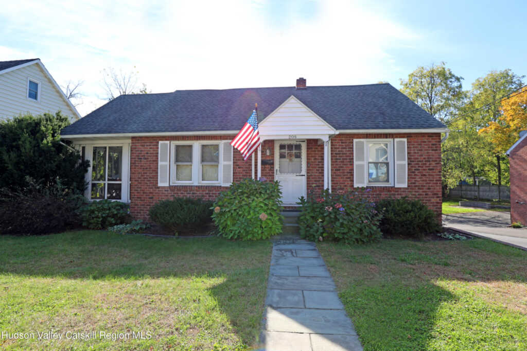 208 Lucas Avenue Avenue, Kingston, NY 12401