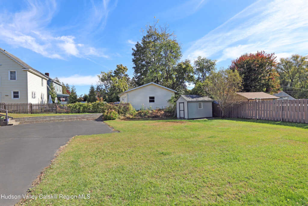 208 Lucas Avenue Avenue, Kingston, NY 12401 - Photo 9 of 24