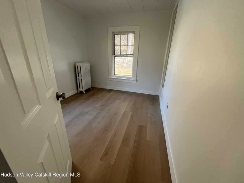 2694 U.S. 9w, Saugerties, NY 12477 - Photo 5 of 15