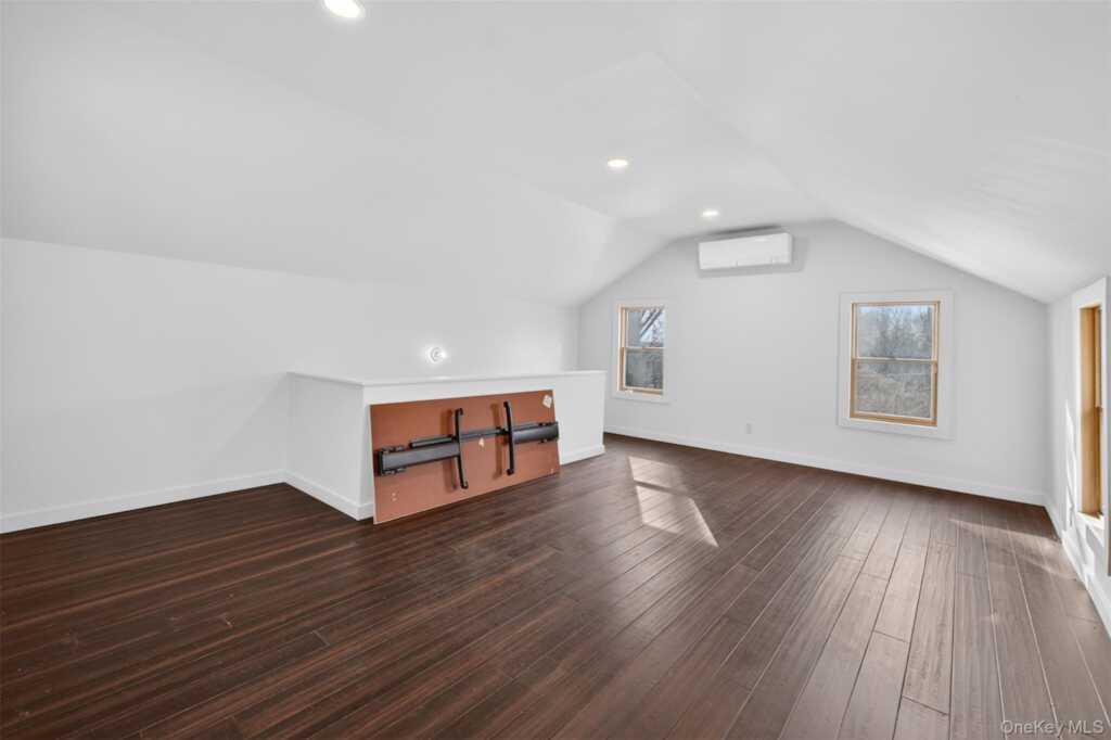 125 Mountain Rest Road, New Paltz, NY 12561 - Photo 7 of 34