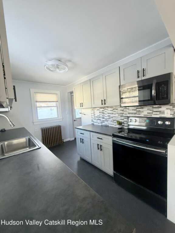 150 Clifton Avenue, Kingston, NY 12401 - Photo 4 of 31