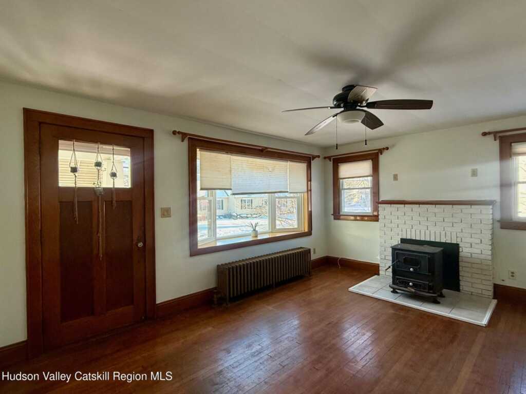 150 Clifton Avenue, Kingston, NY 12401 - Photo 9 of 31