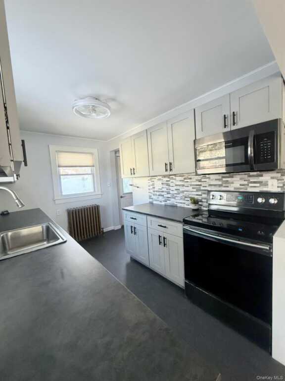 150 Clifton Avenue, Kingston, NY 12401 - Photo 4 of 27