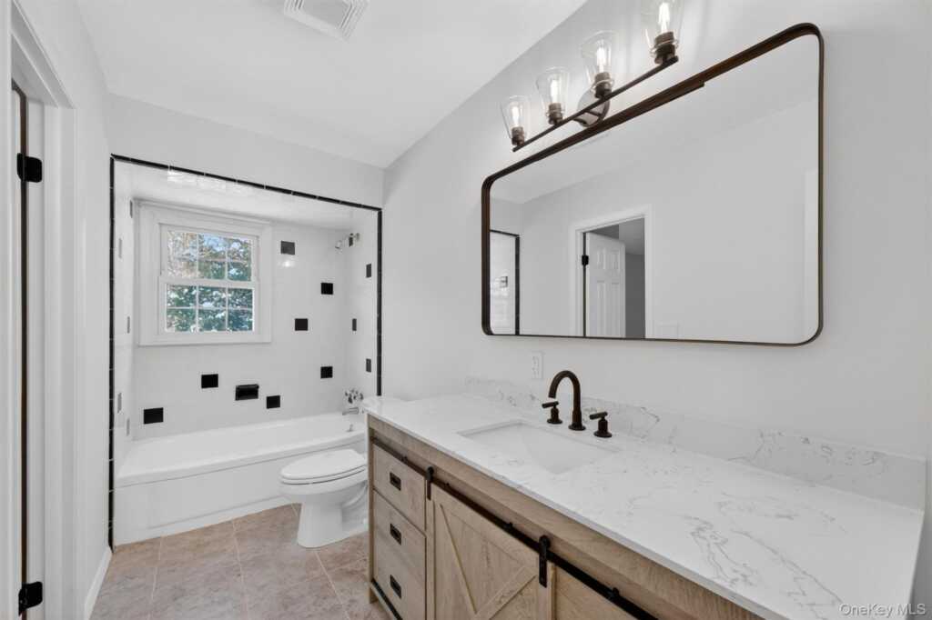 2 Blue Hills Court, Saugerties, NY 12477 - Photo 14 of 25