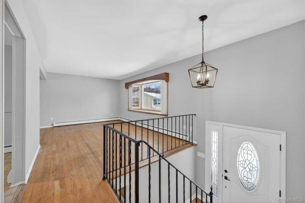 2 Blue Hills Court, Saugerties, NY 12477 - Photo 3 of 25