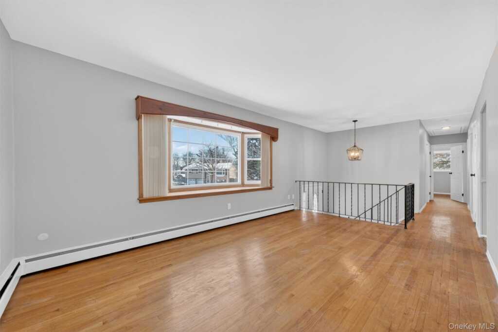 2 Blue Hills Court, Saugerties, NY 12477 - Photo 5 of 25