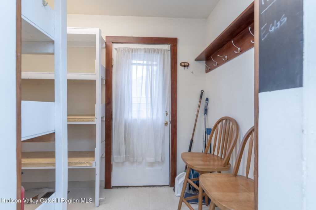 170 Oneil Street, Kingston, NY 12401 - Photo 11 of 48