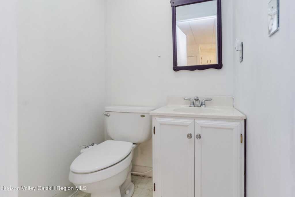 170 Oneil Street, Kingston, NY 12401 - Photo 17 of 48