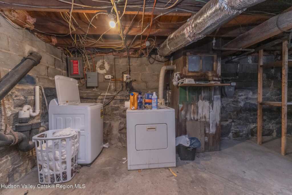 170 Oneil Street, Kingston, NY 12401 - Photo 33 of 48