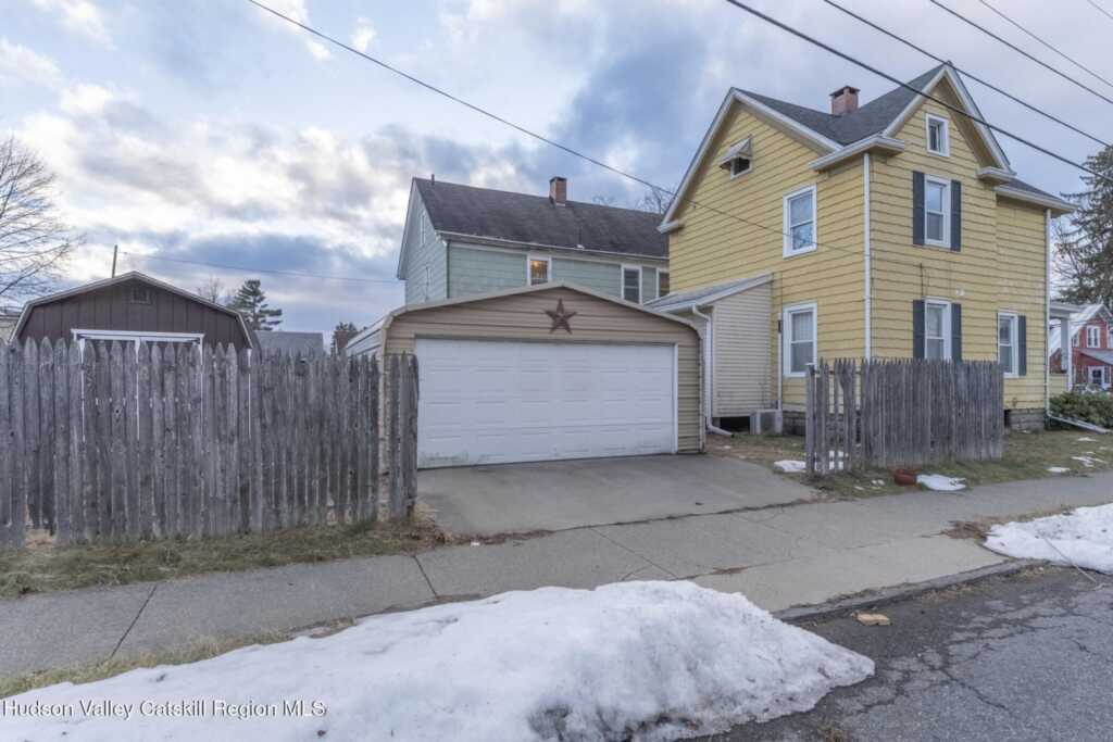 170 Oneil Street, Kingston, NY 12401 - Photo 43 of 48