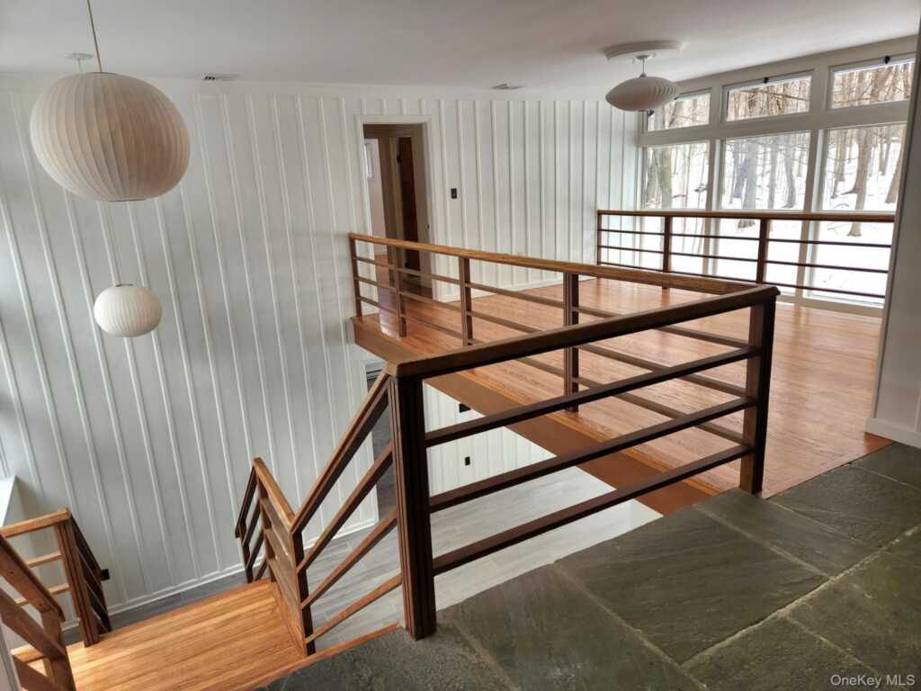 568 River Road, Rhinebeck, NY 12572 - Photo 14 of 26